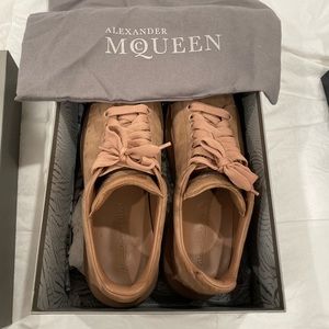 Alexander McQueen Leather platform sneaker
